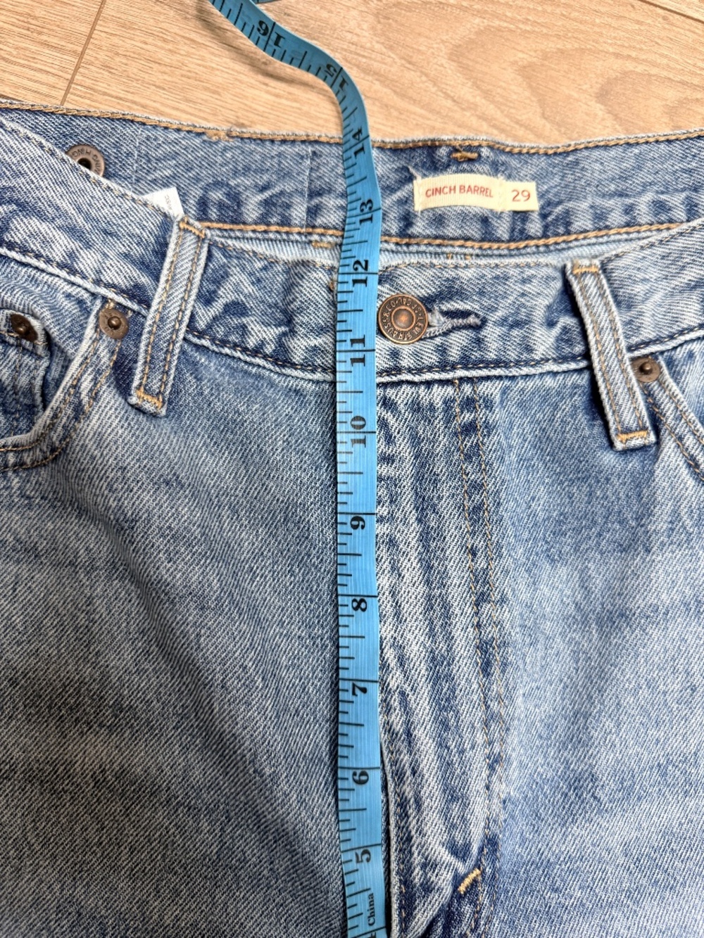 Levi’s Cinch Barrel Jeans size 29 - Picture 4 of 7